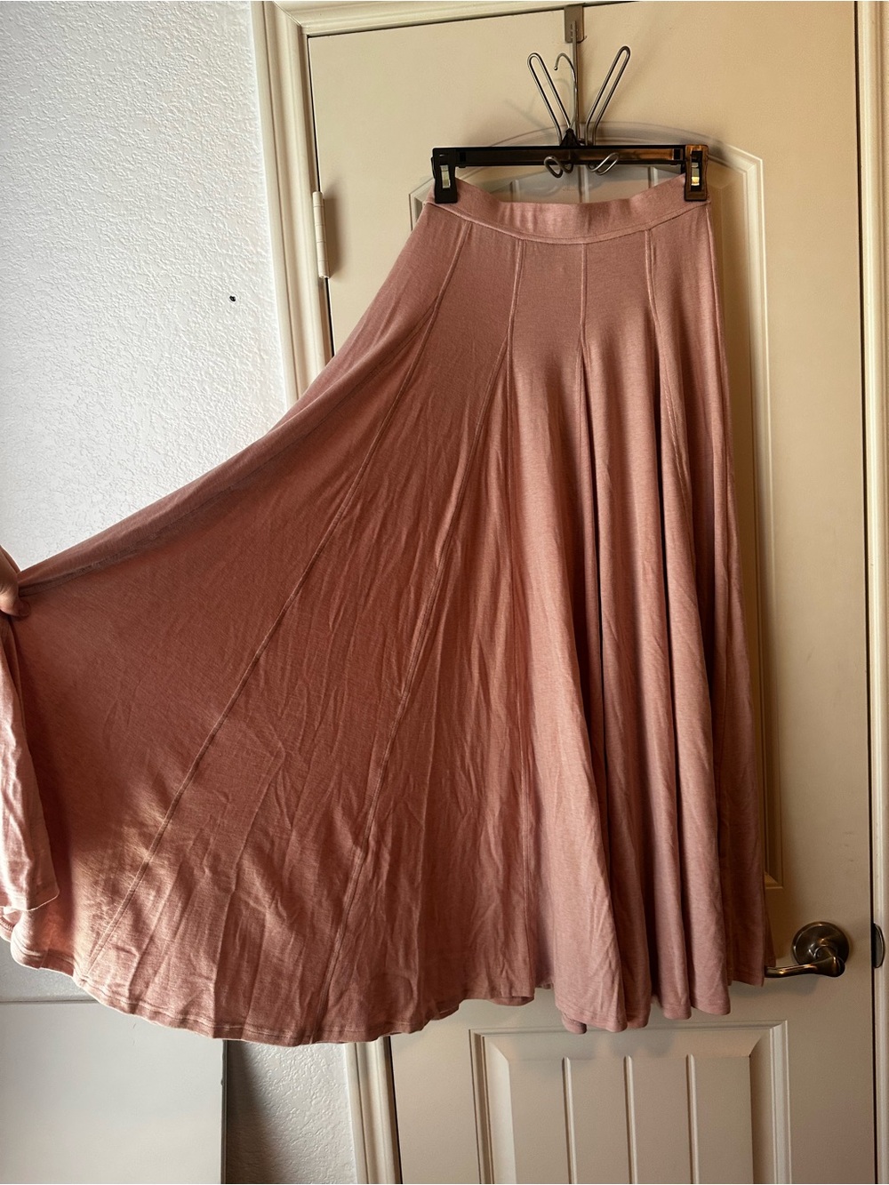 OGL Move Soft Stretchy Blush Pink Flowing Maxi Skirt size small - Picture 3 of 6